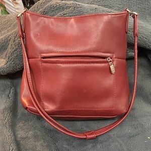 Chic Burgundy Leather Crossbody Bag